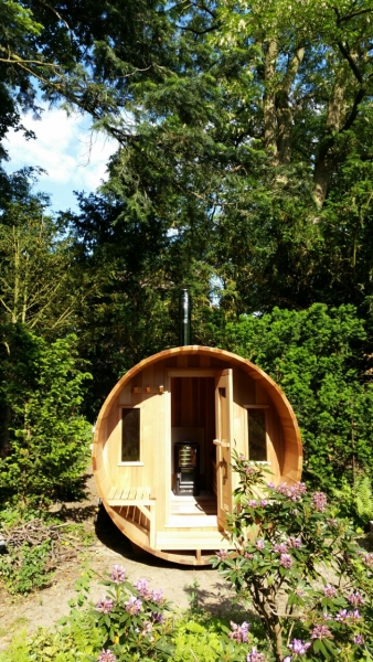 Clear Red Cedar Barrel Sauna 7x7 - Image 4